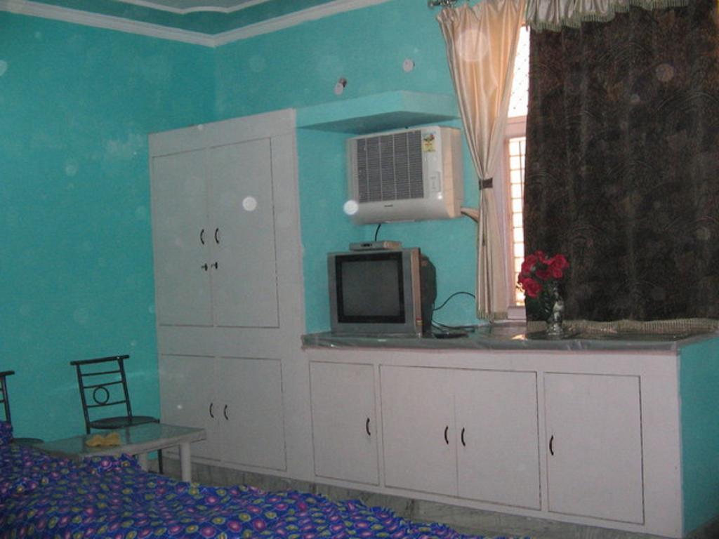 Balaji Guest House - Home Stay Greater Noida Szoba fotó